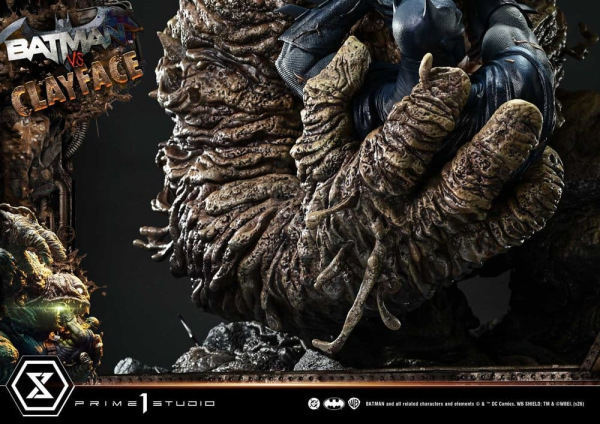 DC Comics Ultimate Premium Masterline Series Statue 1/4 Batman VS Clayface 83 cm 14