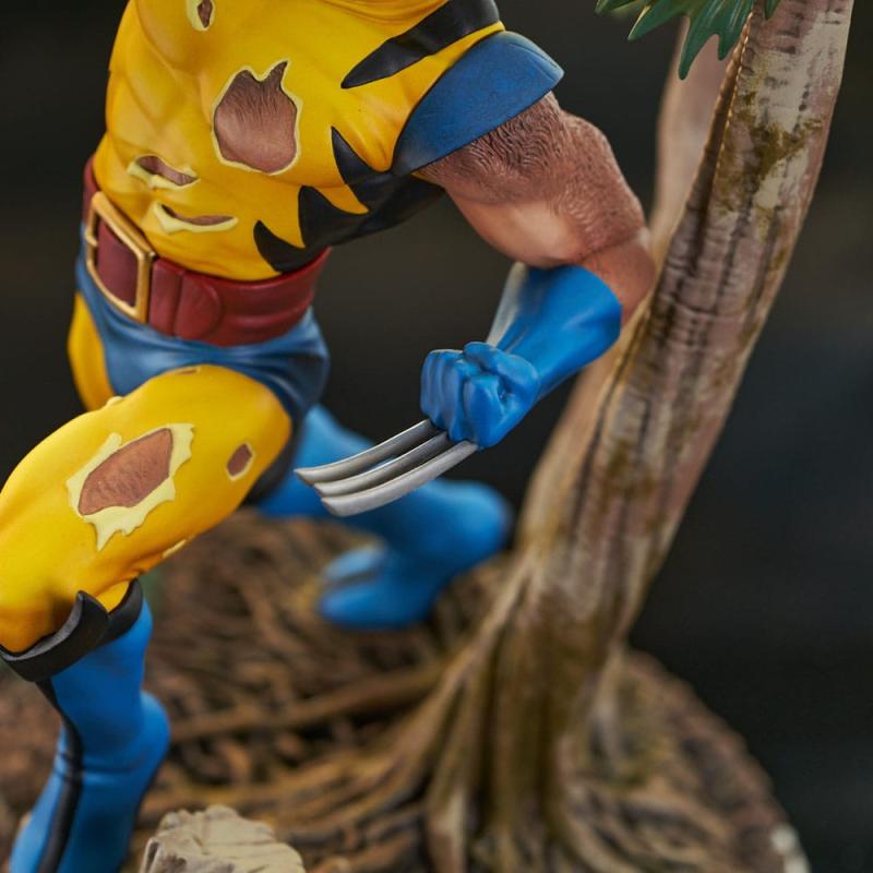 Marvel Gallery PVC Diorama 90's Comic Wolverine 28 cm 8