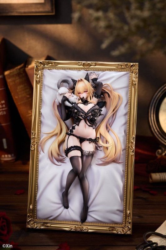 Original Character PVC Figure 1/7 Stella Black Cat Ver. Illustrated by Xin 27 cm 1