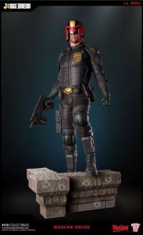 2000 AD Statue 1/4 Judge Dredd 55 cm