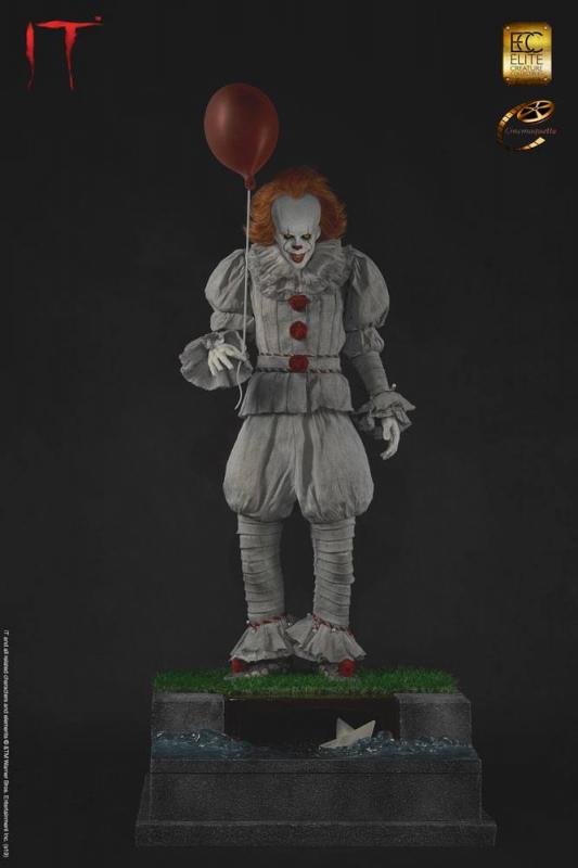 It: Pennywise 1/3 Maquette - Elite Creature Collectibles
