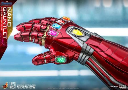 Avengers Endgame: Nano Gauntlet 1/1 Replica - Hot Toys